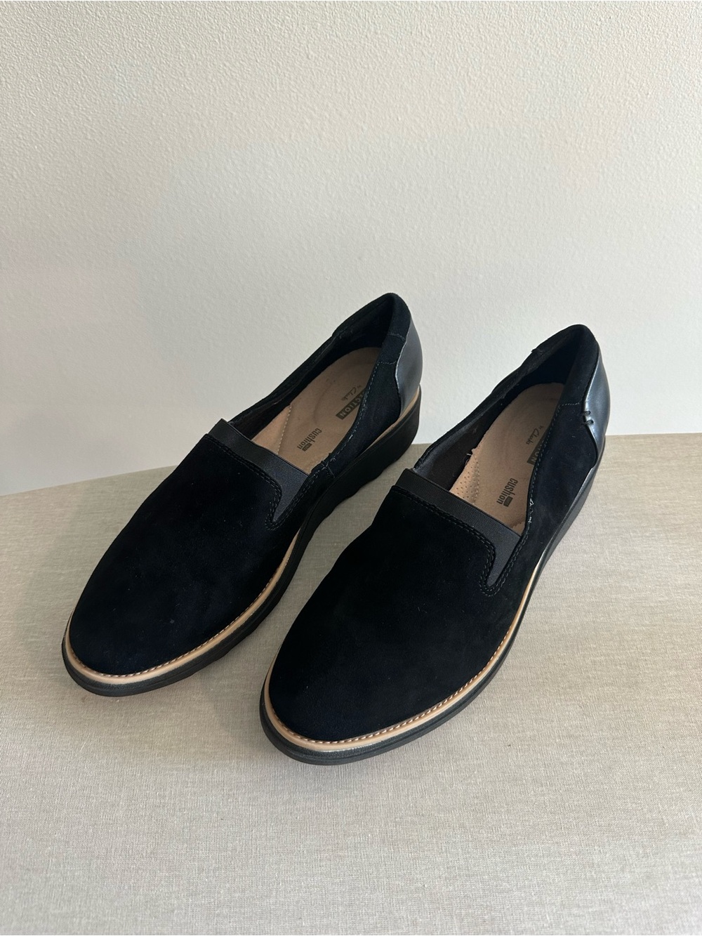 Clarks Sharon Dolly Black Suede Slip-On Women’s Loafers | SIZE 9.5